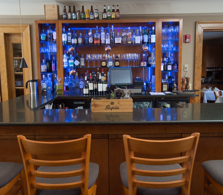 Campus House bar
