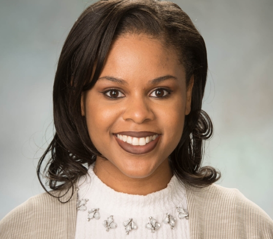 Head shot of I'Jaz Eberhardt