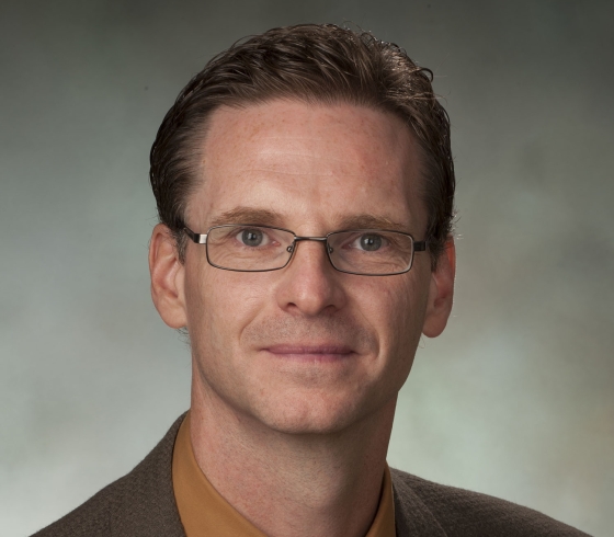 Head shot of Dwight Hennessy