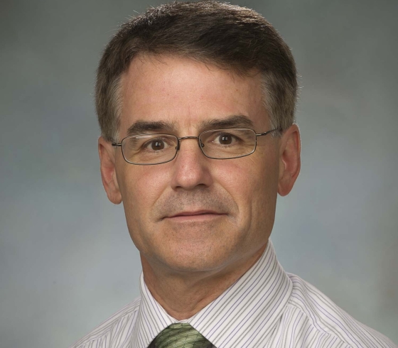 Head shot of Scott Phillips