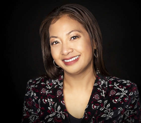 Head shot of Vida Vanchan