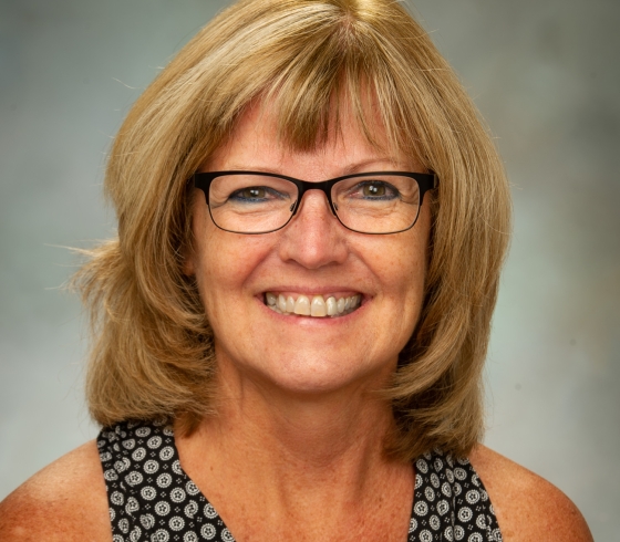 Head shot of Linda Rainforth