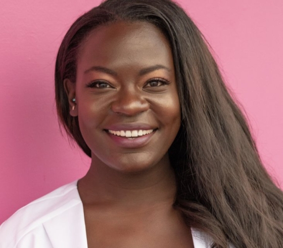 Head shot of Raven Baxter