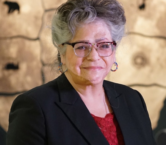 Head shot of Deneen Hernandez