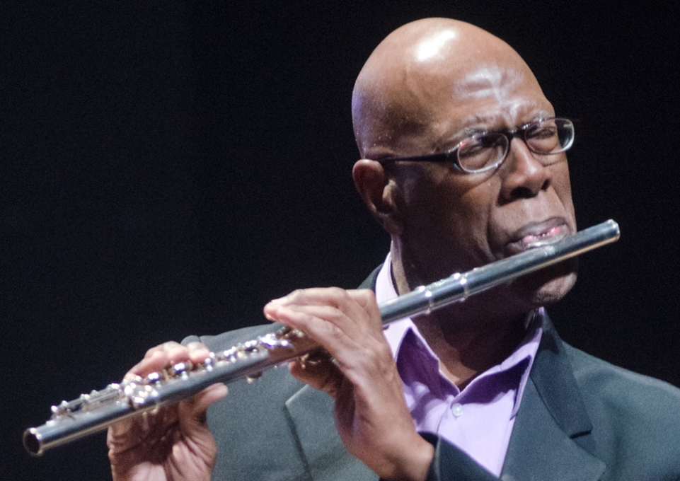 Galen Abdur-Razzaq performing in the Burchfield Penney Art Center