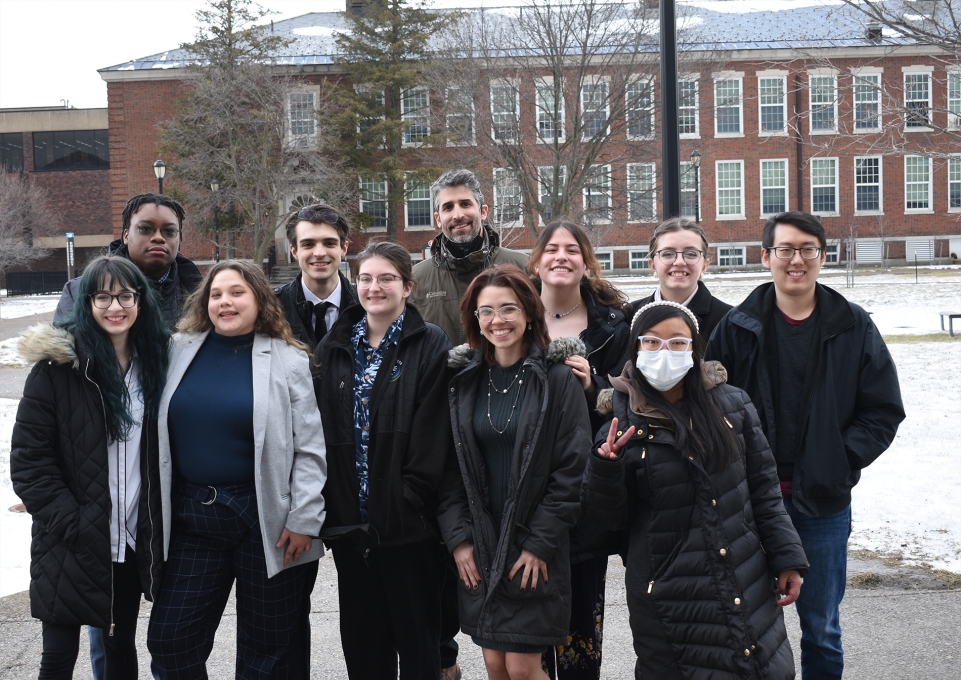 Buffalo State Mock Trial team photo outside on campus