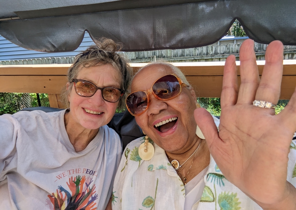 Dorothea Braemer and Constance Eve